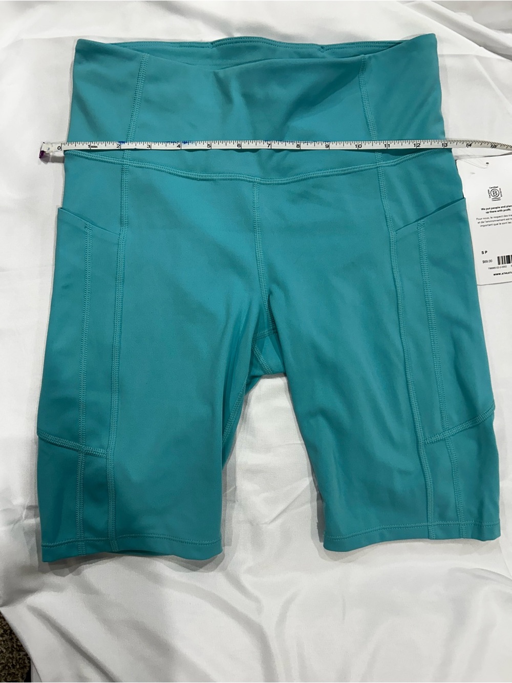 Athleta Ultimate Stash 9 Short